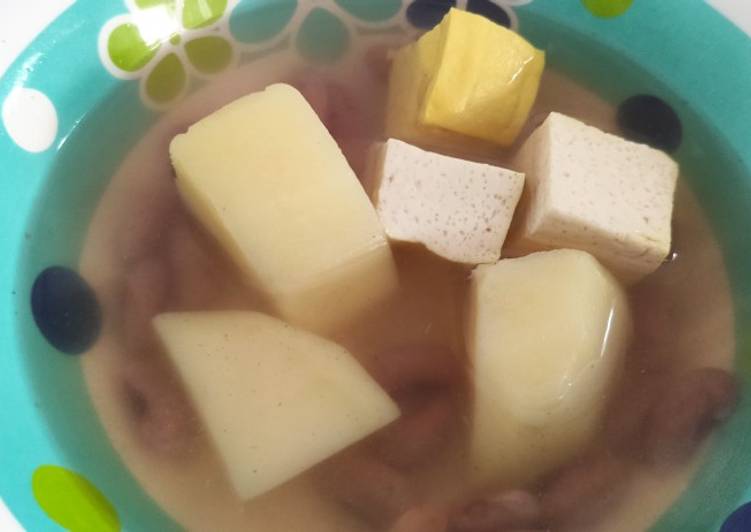 Cara Gampang Menyiapkan Sup kentang kacang merah yang Bisa Manjain Lidah