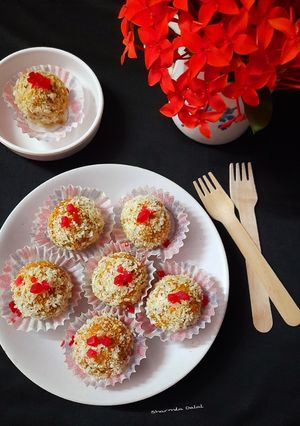 গাজরের লাড্ডু (gajarer ladoo recipe in Bengali) রেসিপির প্রধান ছবি
