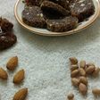 ખજૂર બરફી (Khajur Barfi Recipe In Gujarati)