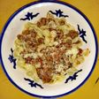 Corbatitas en Salsa de tomates y carne