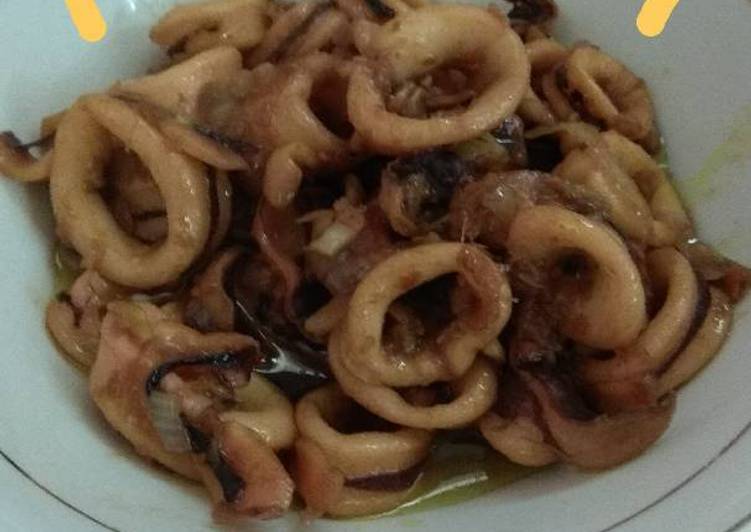 Bagaimana Membuat Cumi Kuah Kuning Simpel Anti Gagal