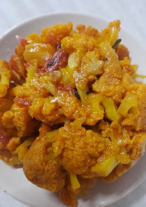 ফুলকপি রোষ্ট(Fulkopi roast recipe in Bengali) রেসিপির প্রধান ছবি