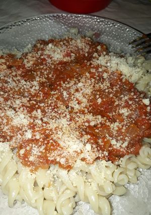 Una foto de Salsa natural de tomates 😍😘😋😋😋