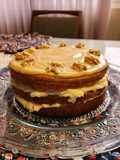 Bolo de Nozes com Brigadeiro de Nozes e Cobertura de Doce de Leite