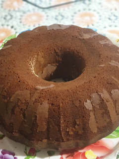Una foto de Bizcocho esponjoso de chocolate
