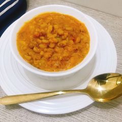 A picture of Butter beans.
