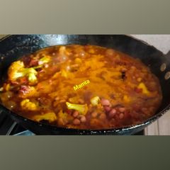 A picture of गोभी बड़ी झूनगा की सब्जी.