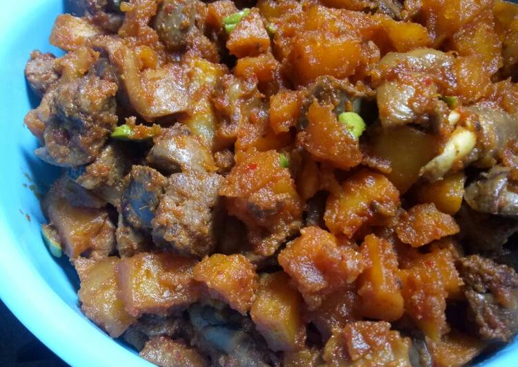 Sambel goreng kentang ati ayam pete