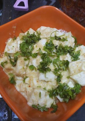 A picture of Jhatpat paneer.