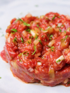 Una foto de Steak tartar