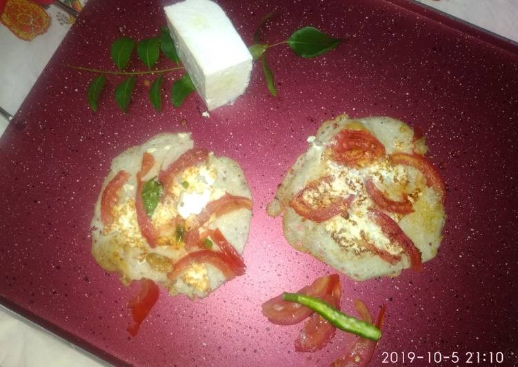 Paneer peanut uttapam