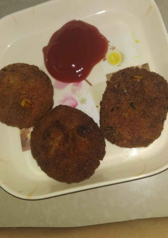 மீதமான இட்லியில் கட்லட் செய்முறை முக்கிய புகைப்படம்