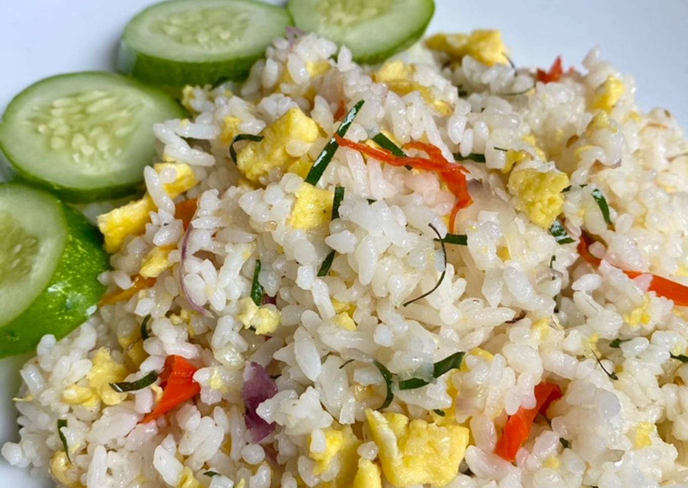 Nasi goreng daun oren