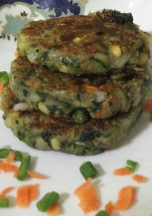 A picture of Harabhara quinoa kabab.