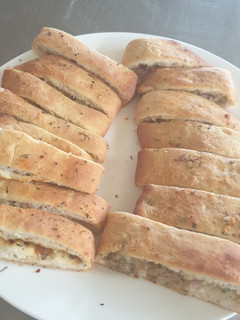 A picture of Stuffed Garlic bread.