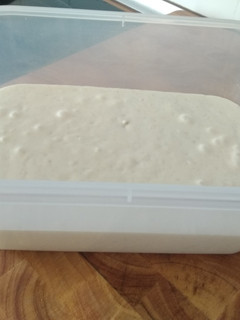 Una foto de Helado refrescante de jengibre y orejones