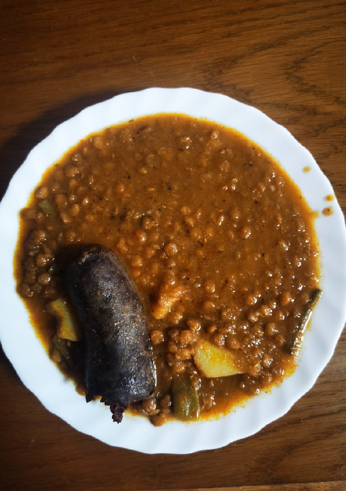 Una foto de Lentejas con morcilla en olla rápida