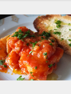 Una foto de Bacalao en salsa