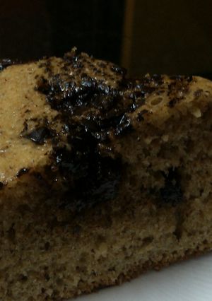 A picture of Chocolate chips oatmeal cake perfect for evening snacks :).