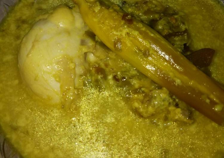 Langkah Langkah Memasak Ayam lemak cili api yang Sederhan