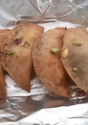 A picture of Sugar free Apple Karanji.