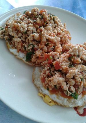 รูปของ ไข่ระเบิดระเบ้อ