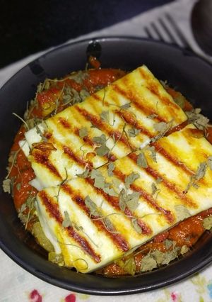 A picture of Paneer parcha.