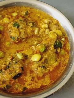 A picture of Gujarati mix beans shaak.