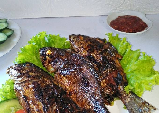 Resep Ikan Bakar Kecap, Enak