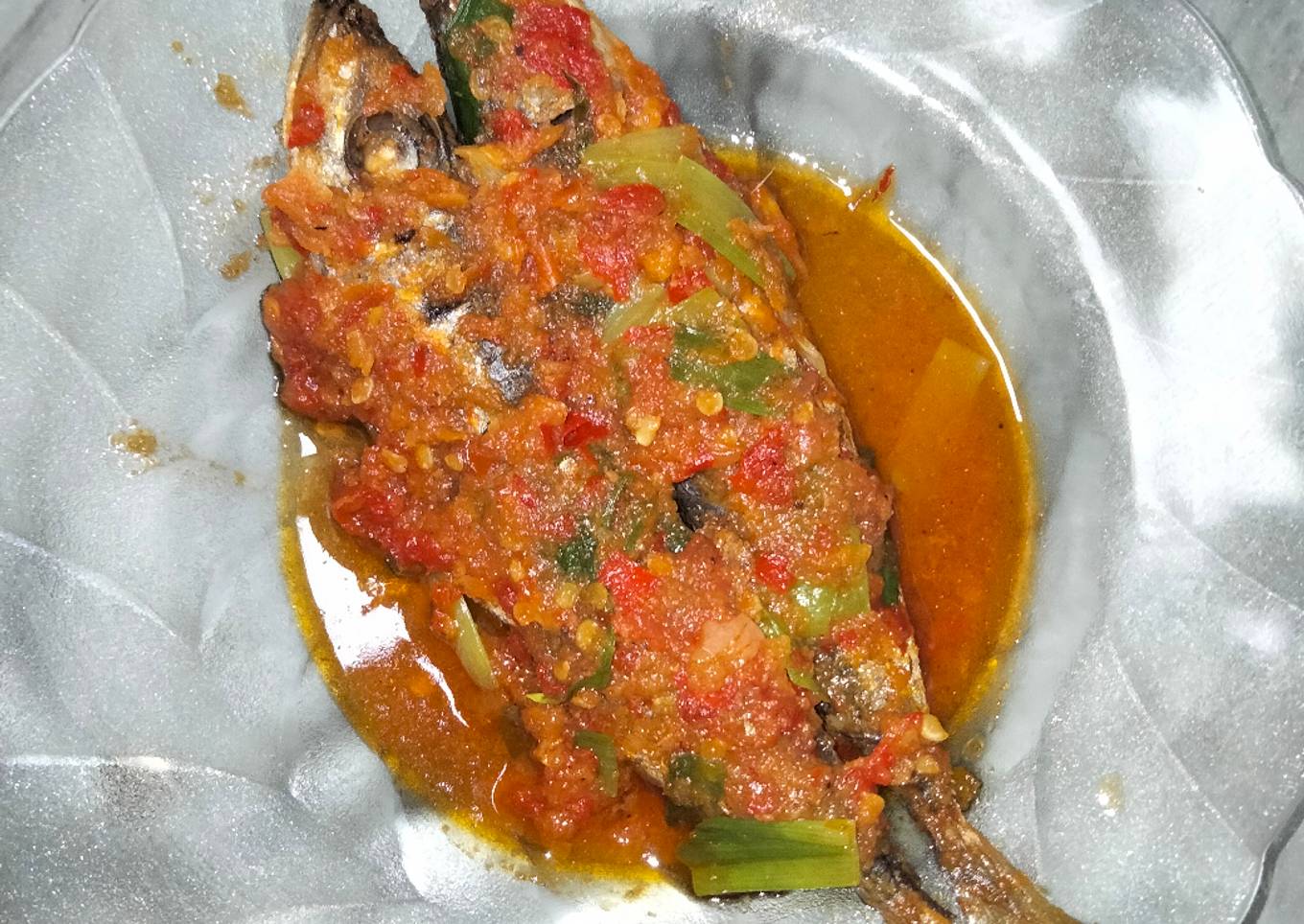 Ikan cue balado (ikan keranjang)