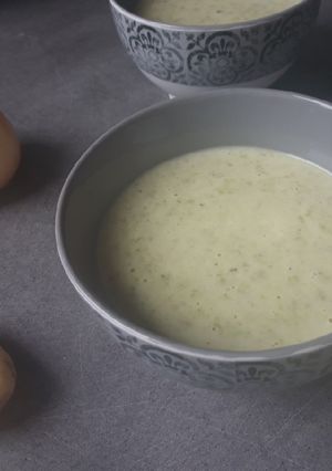 Une photo de Soupe aux haricots vert - boursin