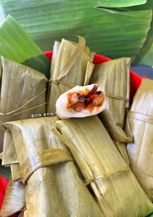Hình của món Bánh ít mặn nhân tôm thịt kiểu Huế.