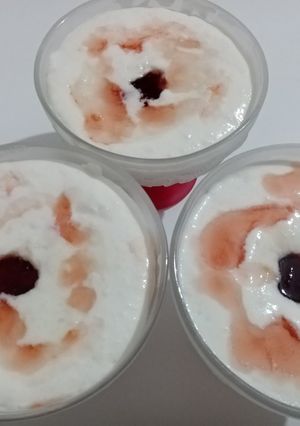 O poză a rețetei Cremă de orez cu frișcă.