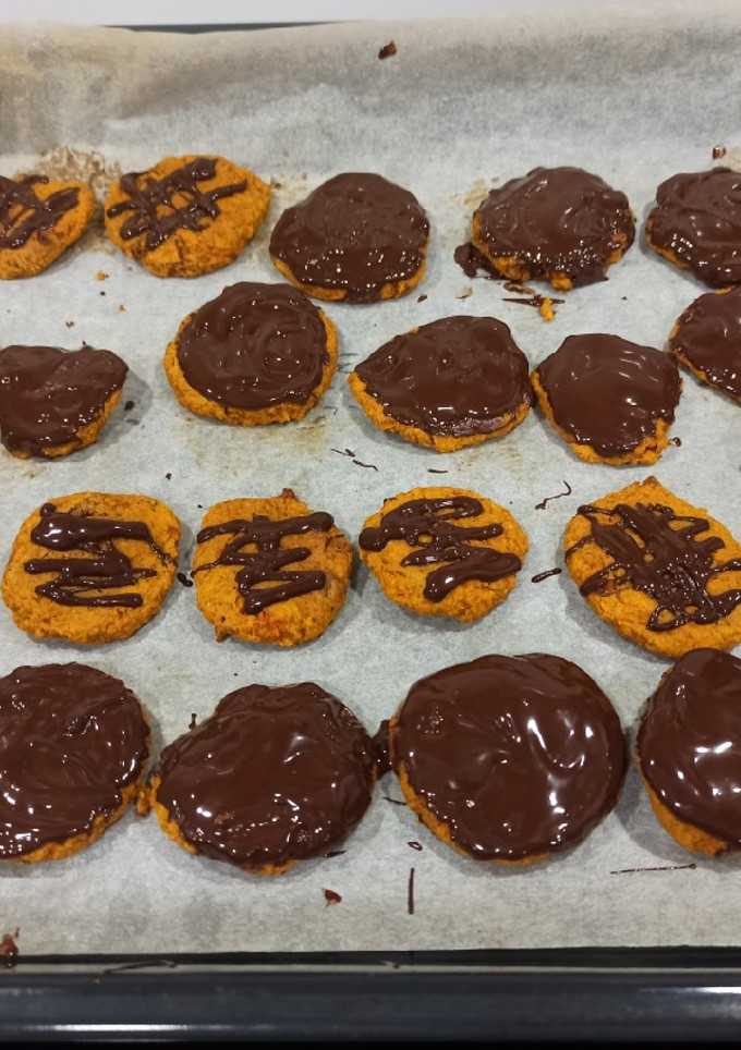 Una foto de Galletas de calabaza y avena (BLW)