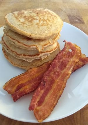 Una foto de Hotcakes de avena y plátano