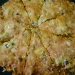 A picture of Chicken pizza.