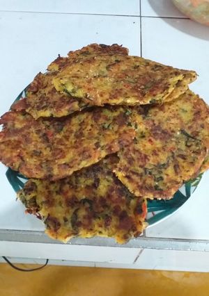 Una foto de Tortas de mazorca con verduras