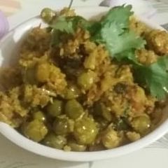 A picture of Cauliflower&peas keema masala.