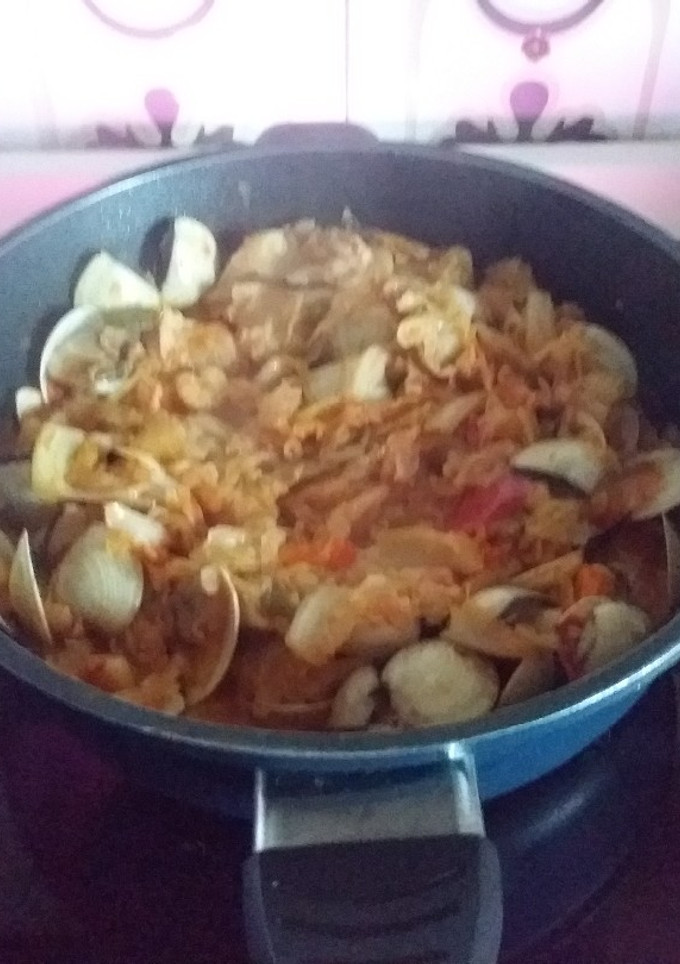 Una foto de Coles con almejas y gambas por el chef David rico rico arriberer