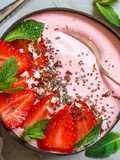 Strawberry Smoothies bowl