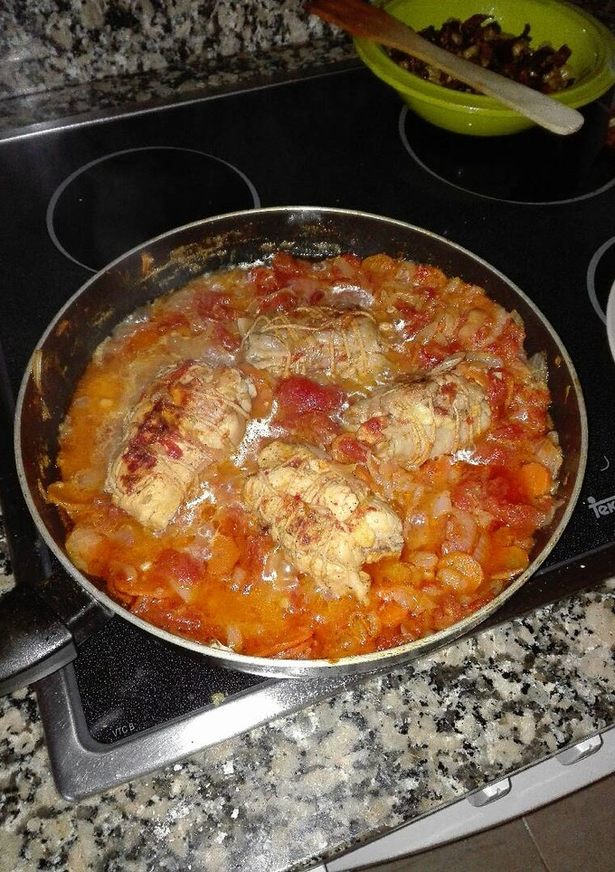 Una foto de Muslitos rellenos de beicon y queso