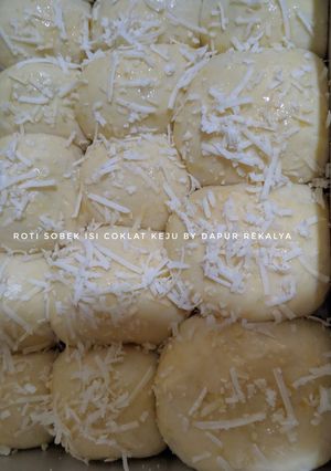Foto resep ROTI SOBEK ISI COKLAT +RESEP ISIAN COKLAT LUMER