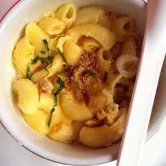 รูปของ Simply Macaroni Egg Chessee (mpasi 9m)