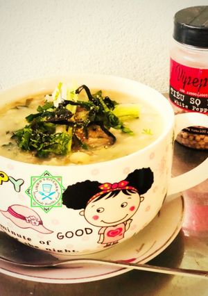 Hình của món Cháo chim bồ câu, đậu xanh & hạt sen.