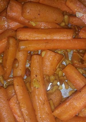 A picture of Caramelized Carrots.
