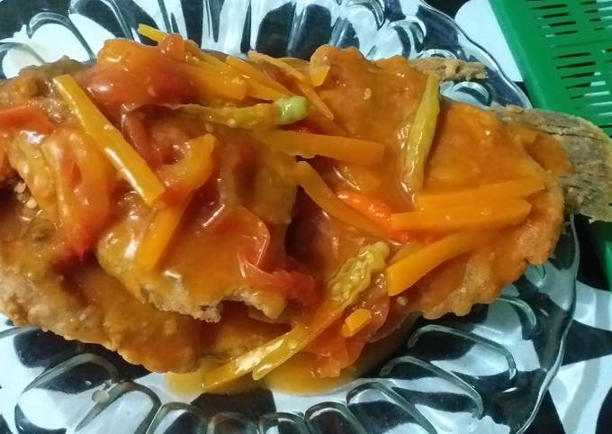 Cara Gampang Membuat Gurame Crispy Asam Pedas Anti Gagal