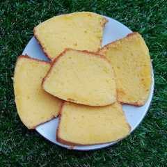 A picture of Nutrisari Butter Cake.