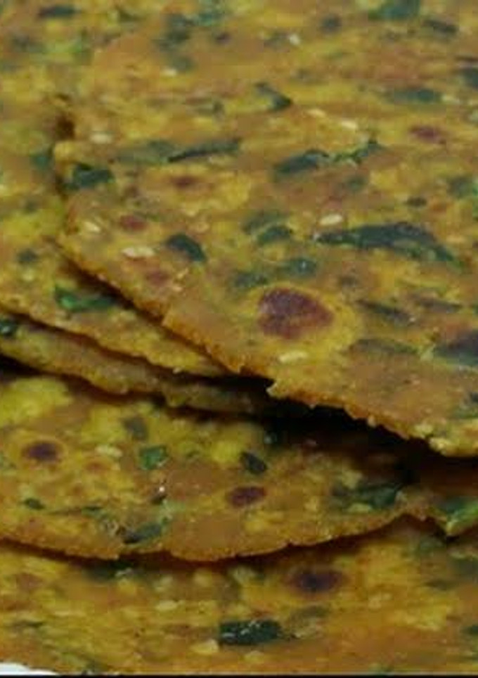 மேத்தி ரொட்டி வெந்தையக்கீரை (Methi rotti recipe in tamil) செய்முறை முக்கிய புகைப்படம்