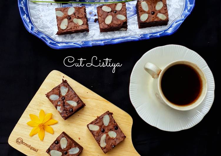 Chewy & Shiny Crush Brownies