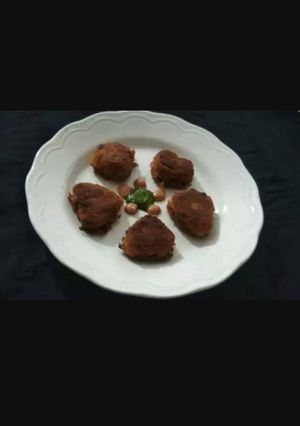 વેજીટેબલ કટલેસ (Vegetable Cutlet Recipe In Gujarati) રેસીપી મુખ્ય ફોટો